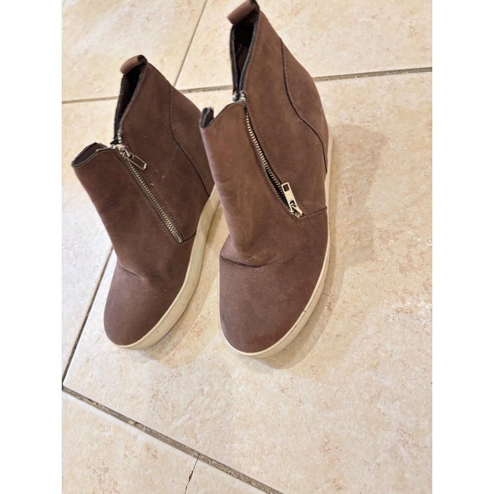 Wedge Sneakers Women's‎ Size 8 Brown Suede Ankle Booties Side Zip Casual Shoes